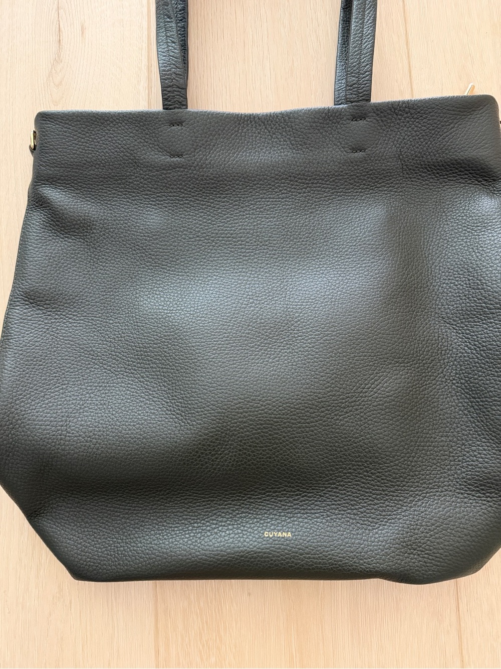 Cuyana tall easy zipper tote in dark olive - Picture 2 of 8